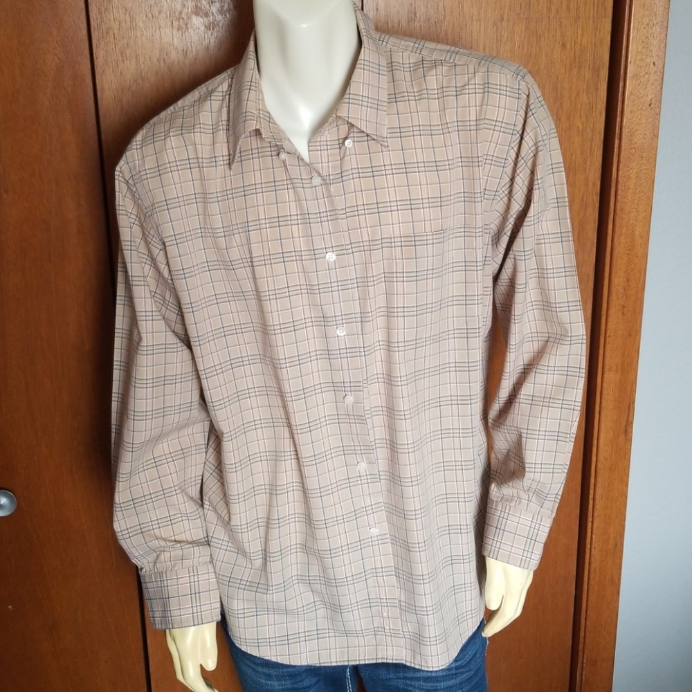Dockers men's long sleeved shirt